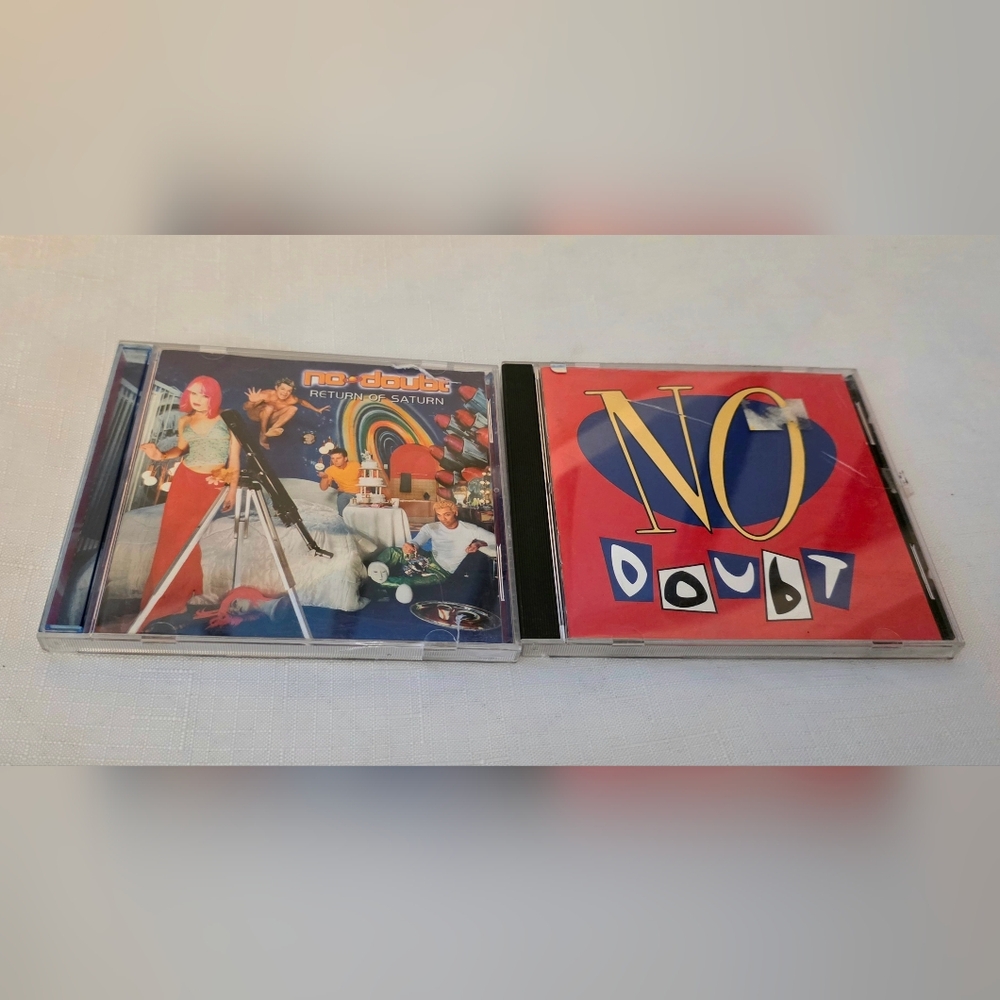 No Doubt Music CD 2 Piece Lot Return Of Saturn and selft title 90s Y2k Interscop